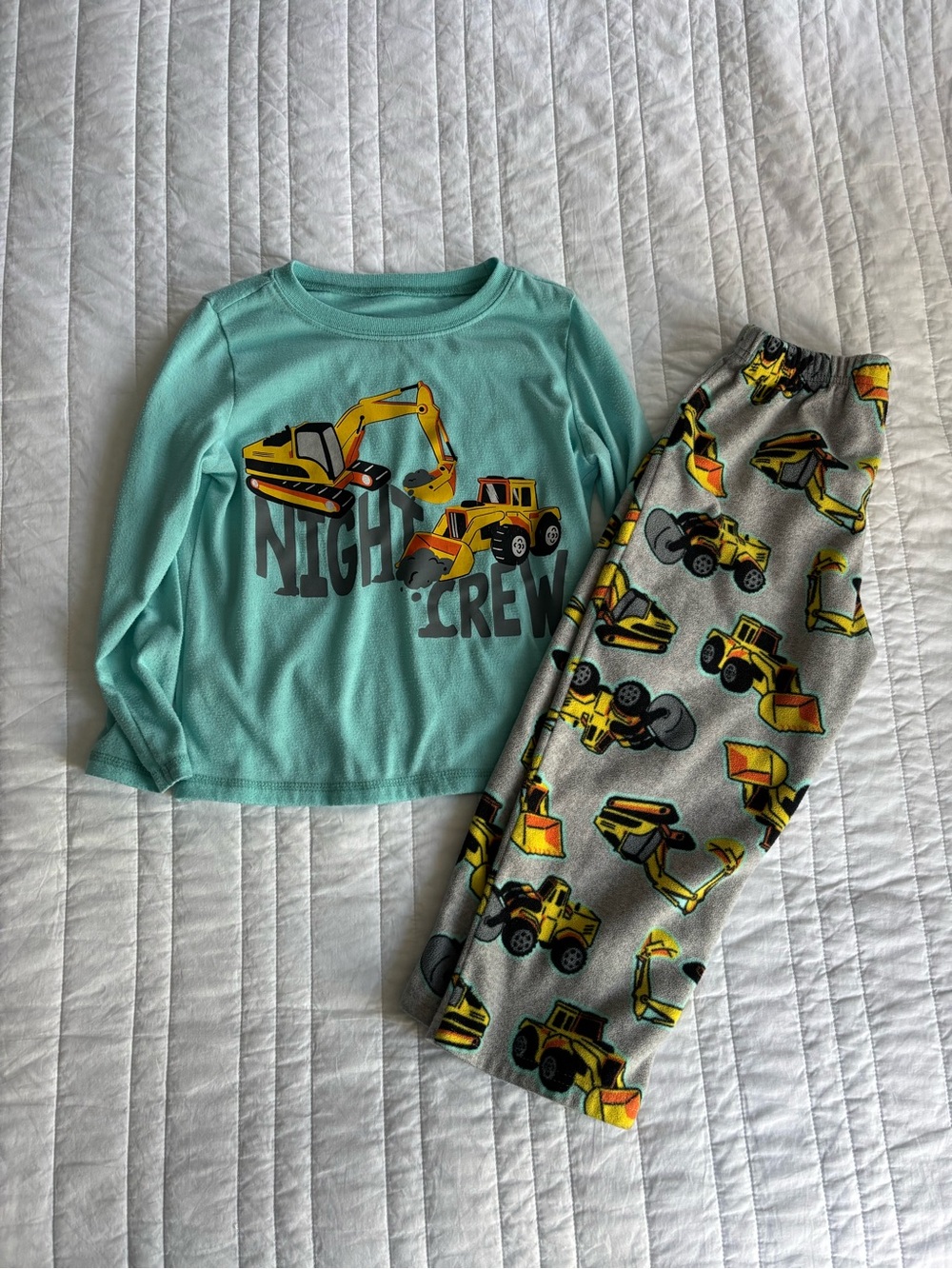 Carter’s Pajama Set